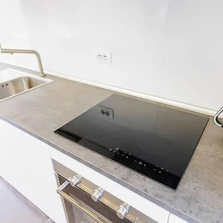 Michelangelo Deluxe Garden Apartment Florence